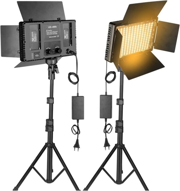 Découvrez la lampe LED portable U800+ pour vidéo en direct. Réglez couleur et intensité. Commandez pour un éclairage photo optimal dès maintenant.